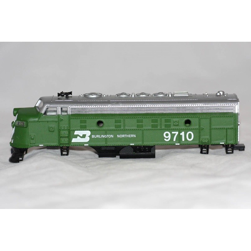 Bachmann HO Scale EMD F9 Burlington Northern number 9710 locomotive ...