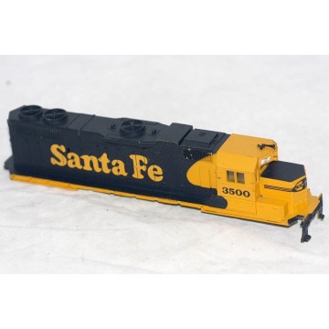 Lifelike HO Scale GP38...