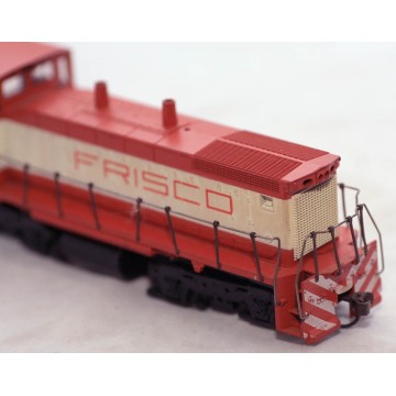 Photo 6 of Athearn Blue Box HO Scale Frisco SW1500 -319 Switcher locomotive