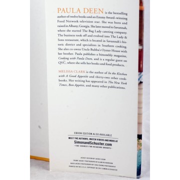 Paula Deen's Southern Cooking Bible : The New Classic Guide to Delicious Dishes
