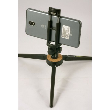 Giottos Memoire T2 aluminum mini tripod with cell phone clamp