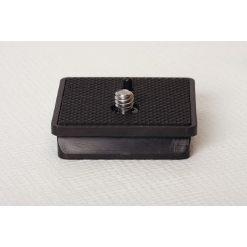 Photo 3 of Ambico V0551 V0552 V0553 V0554 Fluid Head Tripod camera plate